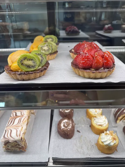 Golden Crust - Artisan Bakery Picture 3