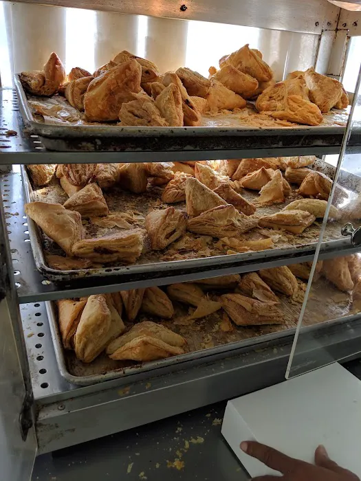 Pates Plus Bakery Picture 3