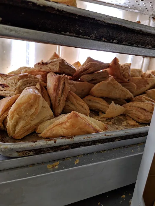 Pates Plus Bakery Picture 4
