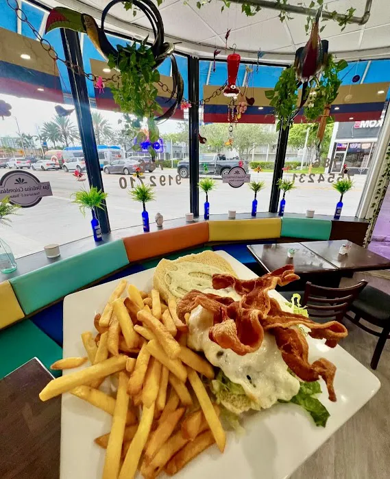 LAS DELICIAS RESTAURANT & BAKERY Picture 2