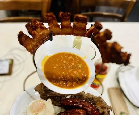 LAS DELICIAS RESTAURANT & BAKERY