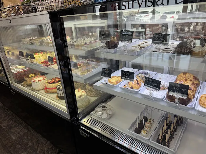 Pastry Is Art Picture 7