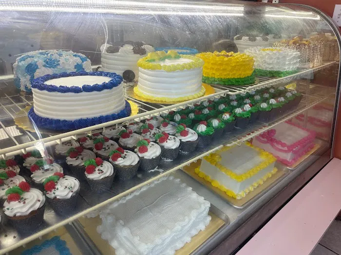 Holiday Bakery Picture 10