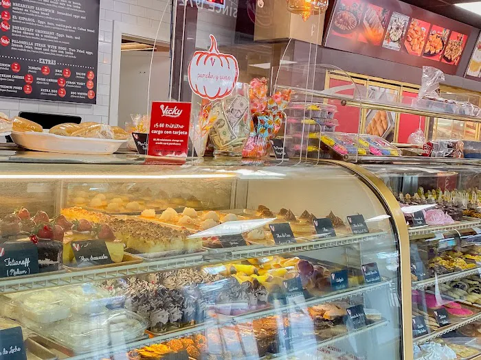 Vicky Bakery Miami Gardens Picture 4