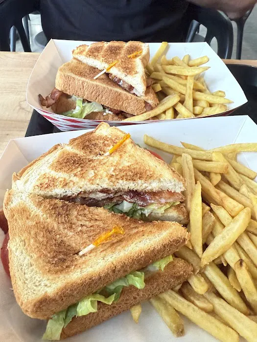 Craig's Cafe and Bakery Picture 6