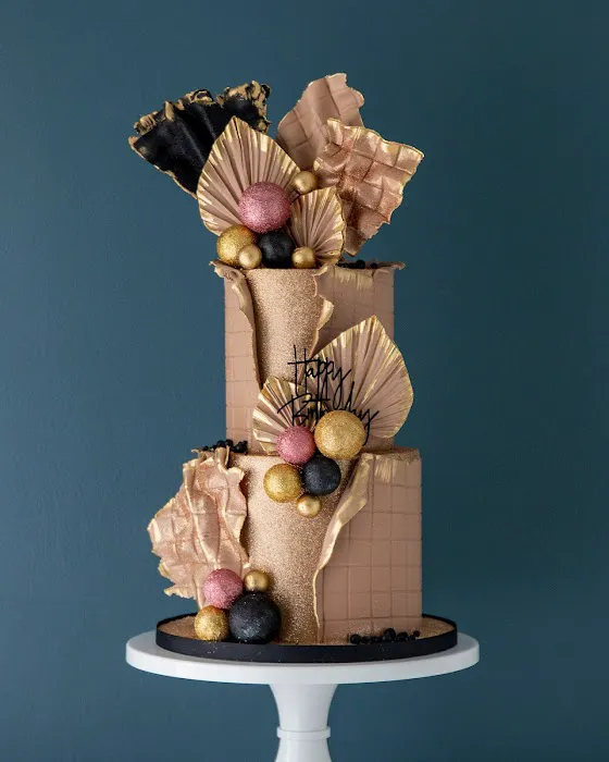Elegant Temptations Cakes Picture 8