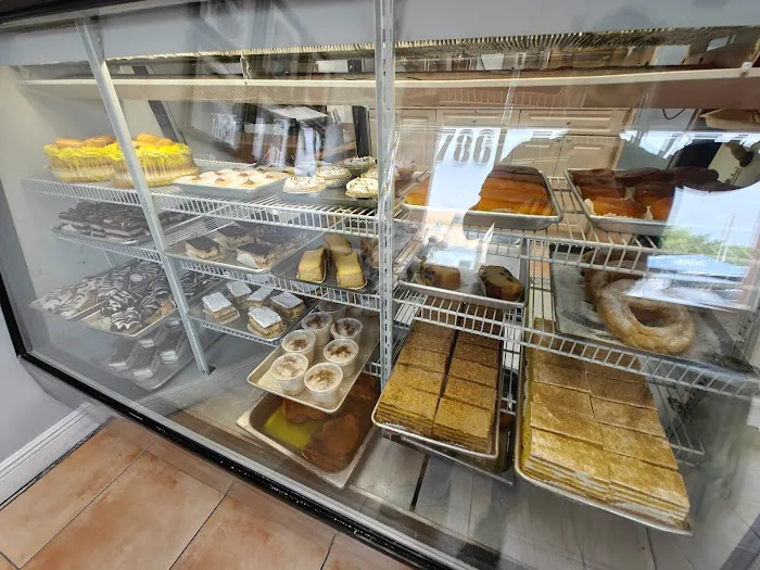 Ortiz Bakery Picture 8