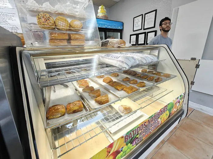 Ortiz Bakery Picture 10