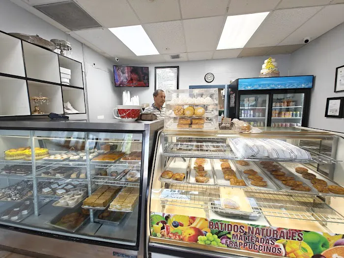 Ortiz Bakery Picture 9