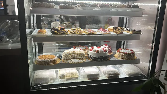 La Plaza Bakery And Coffee Picture 7