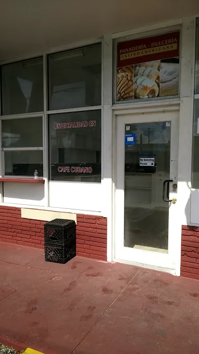 Bakery La Fe Picture 1