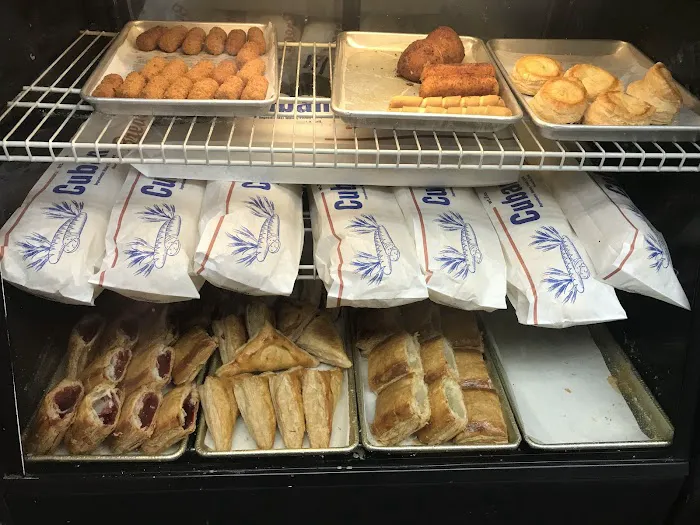 Cake Delights Bakery Picture 2