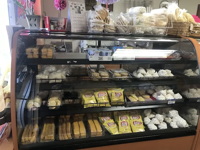 Cake Delights Bakery Picture 3