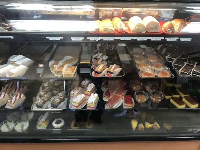 Cake Delights Bakery Picture 1