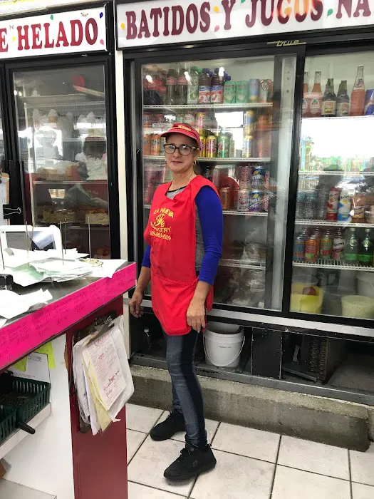 La Nueva Fe Bakery Picture 4