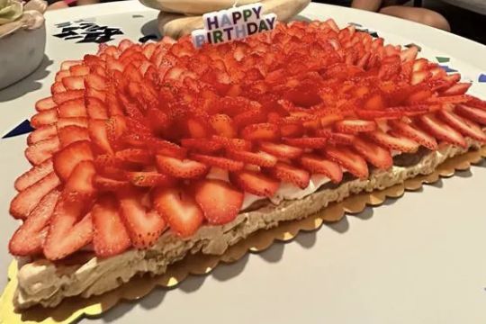 Daisy's Pavlova