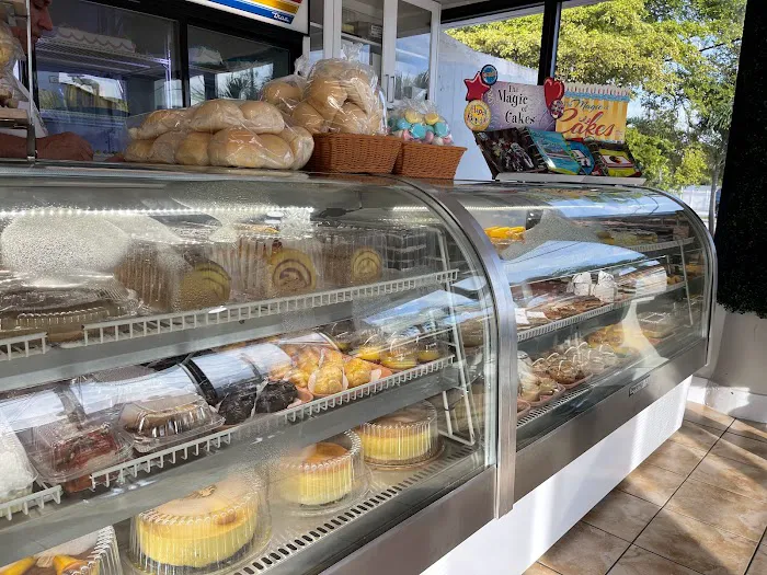 Aly's Bakery Picture 10