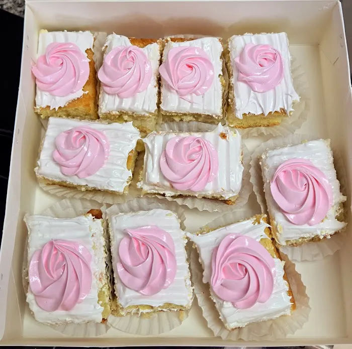 RUIZAVENUEBAKERYLLC Picture 5