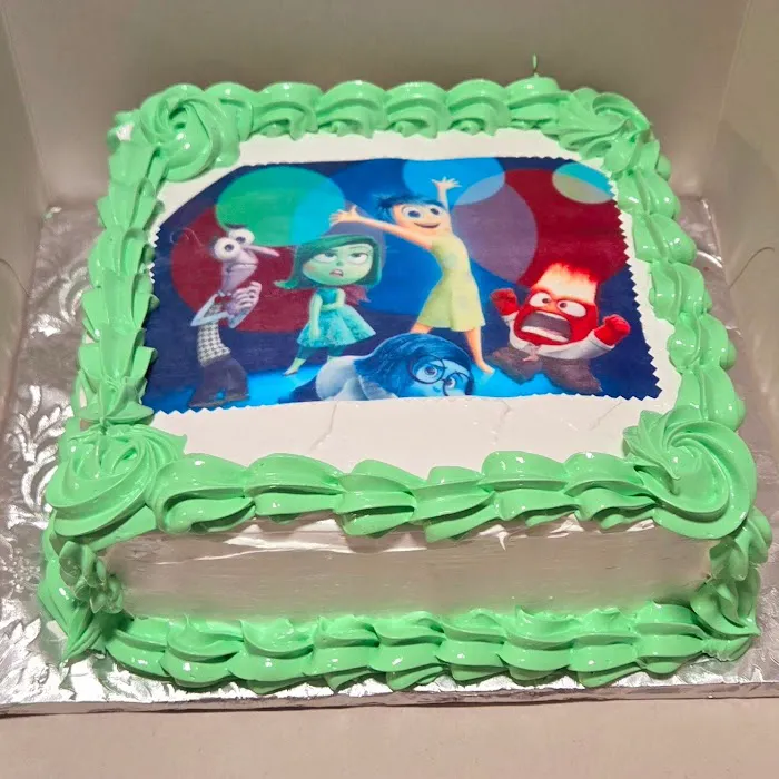 RUIZAVENUEBAKERYLLC Picture 2