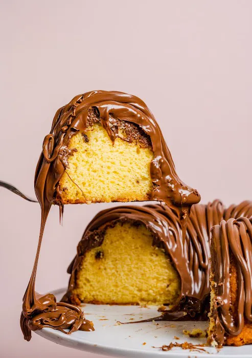 Mo's Bundt Cakes Picture 2