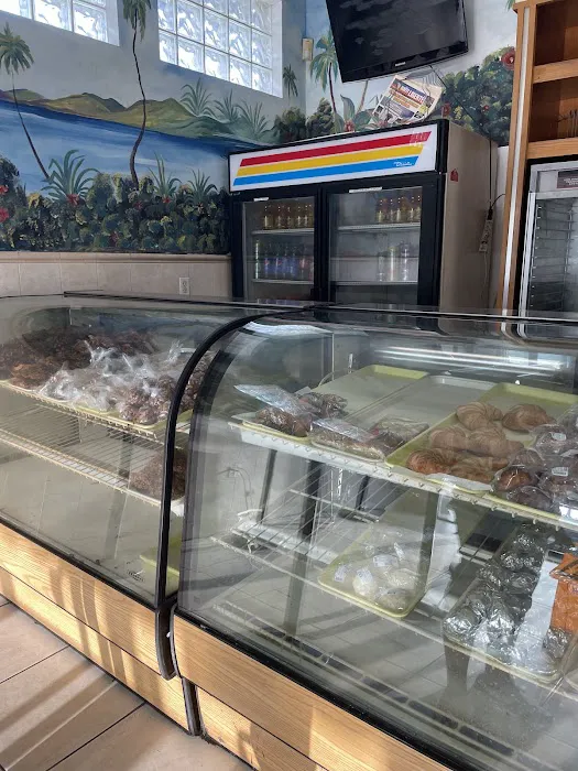 Piman Bouk Bakery Picture 2