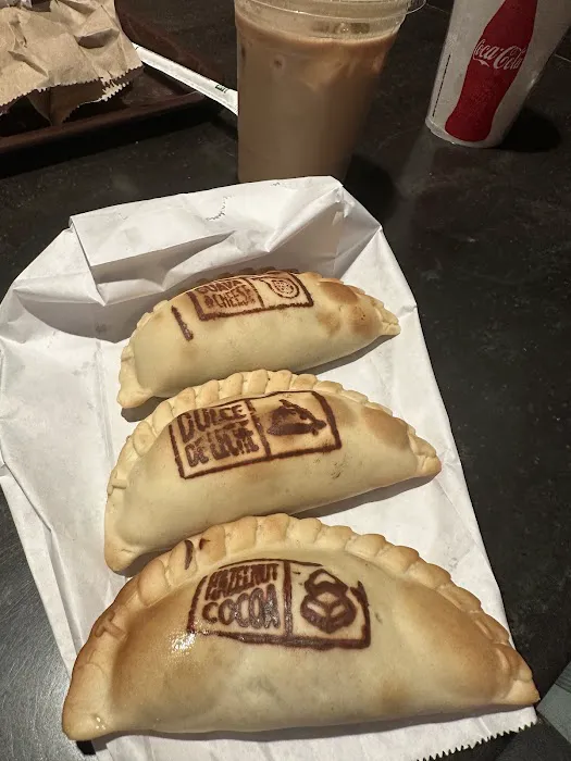 Half Moon Empanadas - Gate D29 - Miami International Airport Picture 3