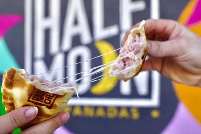 Half Moon Empanadas - Gate D29 - Miami International Airport Picture 6