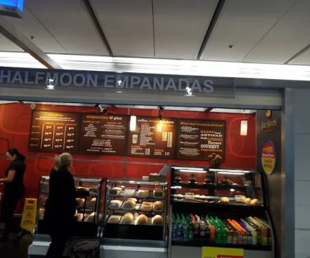 Half Moon Empanadas - Gate D29 - Miami International Airport
