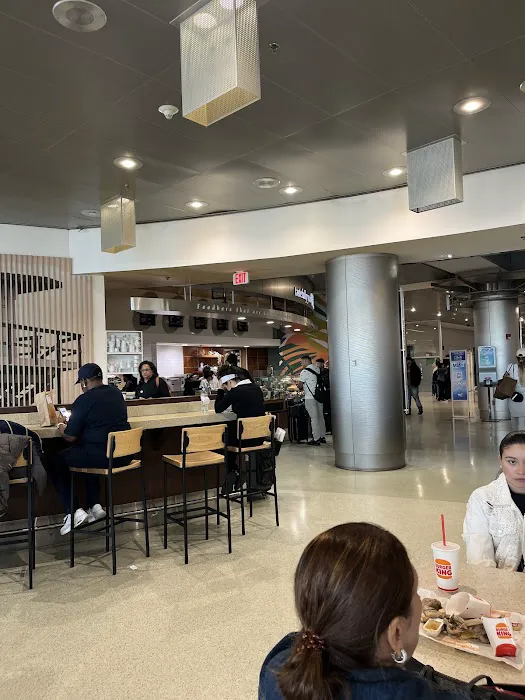 Gilbert’s Food Bar Picture 1