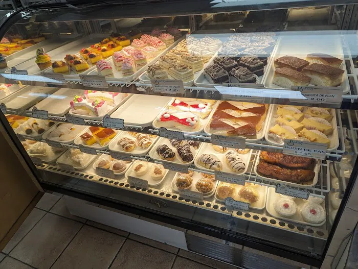 La Mia Bakery tony Robe Picture 2