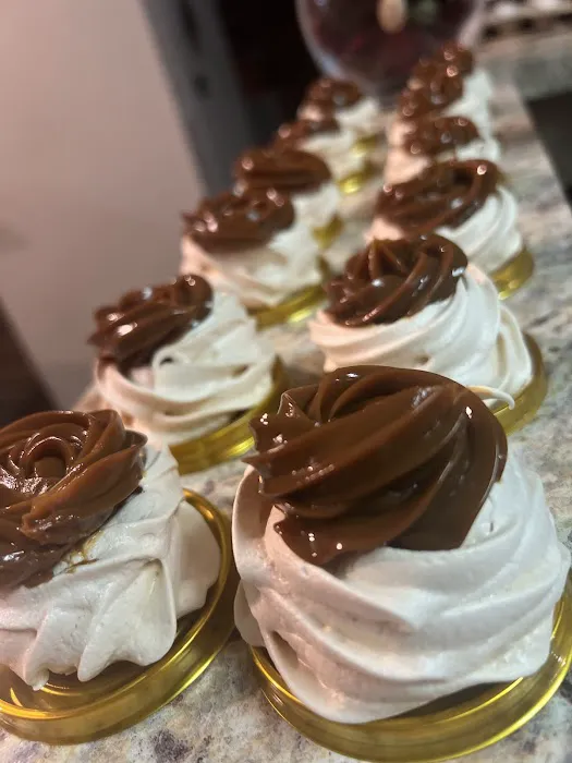 In love with cakes Picture 2