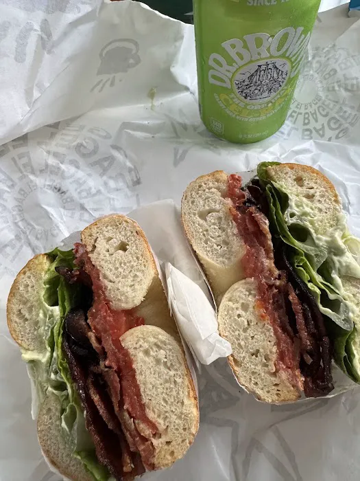 El Bagel Picture 2