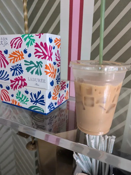 LADURÉE Miami Design District Picture 5