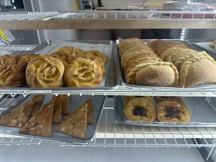 El Guegense Bakery Picture 2