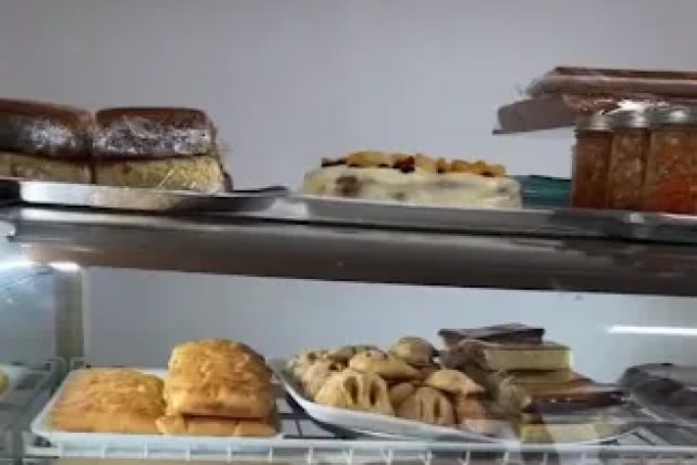 El Guegense Bakery