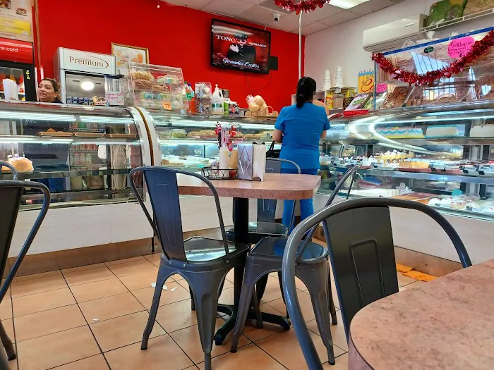 New Latin Amer Food & Bakery Picture 6