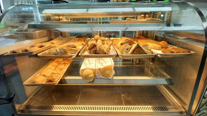 New Latin Amer Food & Bakery Picture 2