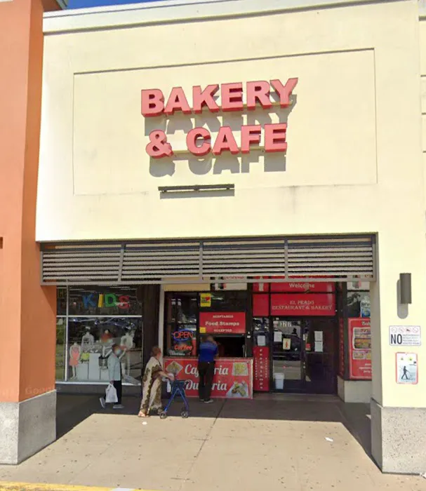 Bakery & Cafe Picture 5