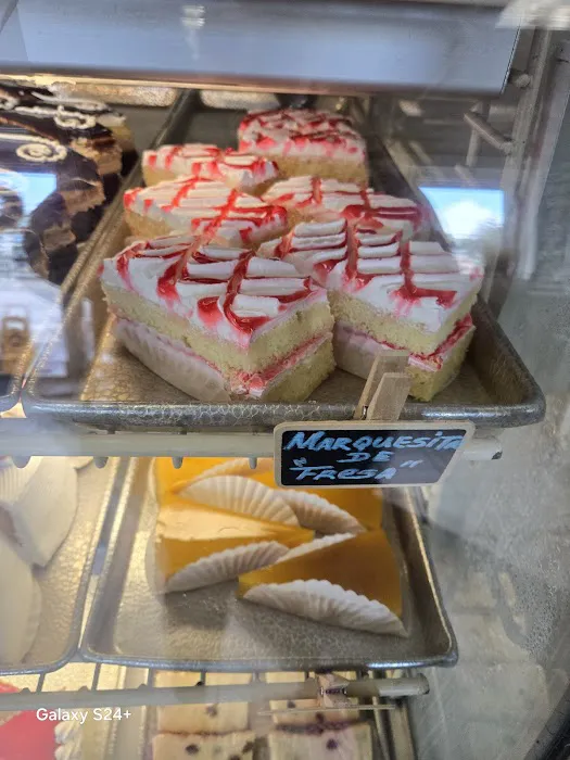 Bakery & Cafe Picture 1