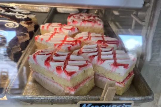 Bakery & Cafe