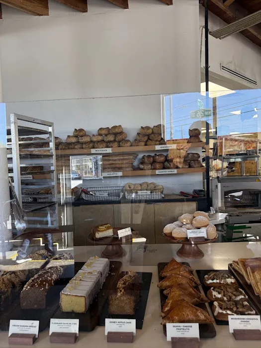 Zak the Baker Picture 6