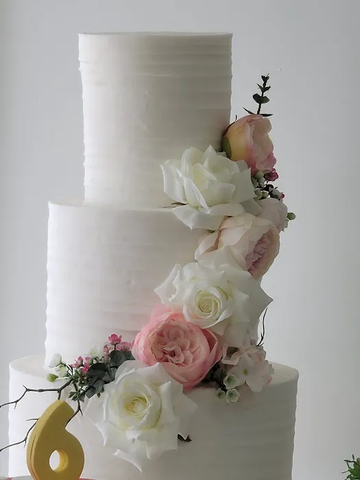 Tinas Original Cakes Inc Picture 2