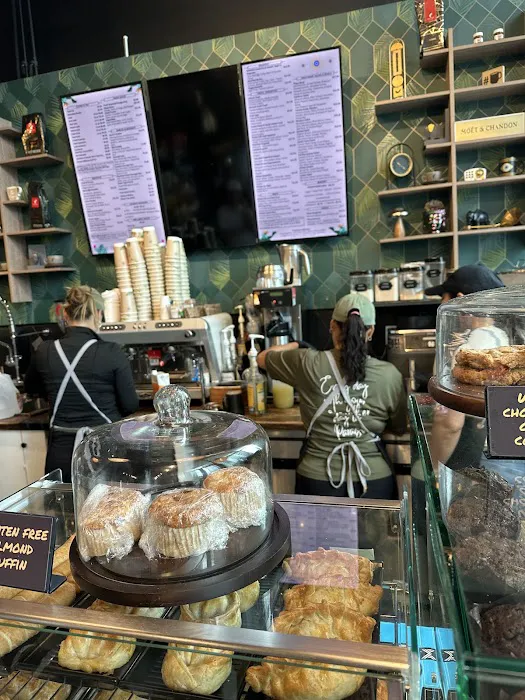 Paraiso Market Cafe Picture 10