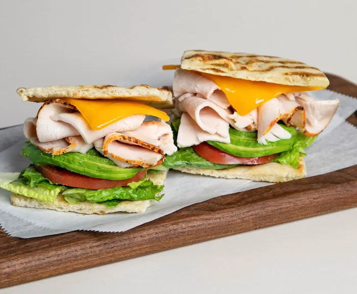 Toasted Bagelry & Deli Picture 3