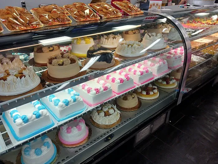 Vicky Bakery East Flagler Picture 4