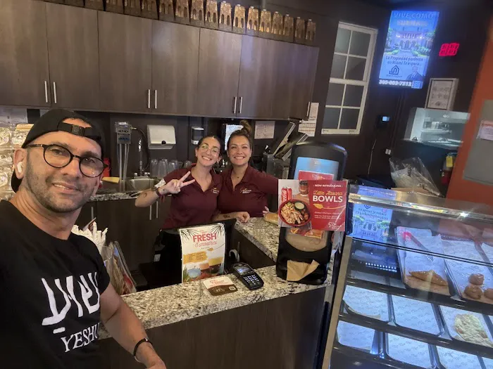 Pinecrest Bakery - Coral Gables Picture 5