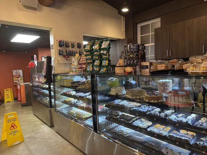 Pinecrest Bakery - Coral Gables Picture 7