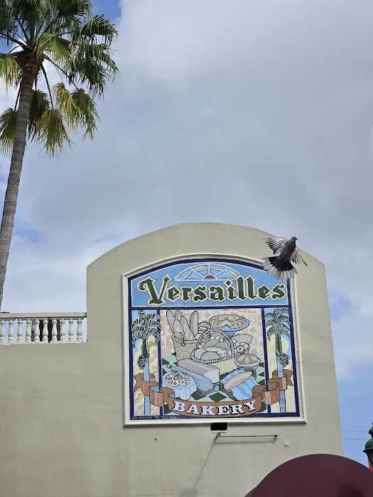 Versailles Bakery Picture 7