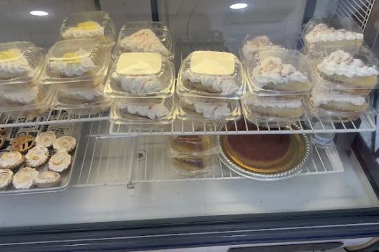 Dominican Cakes by Danelia - Miami's #1 Bizcocho