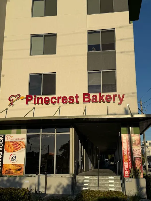 Pinecrest Bakery - Miami River Picture 1